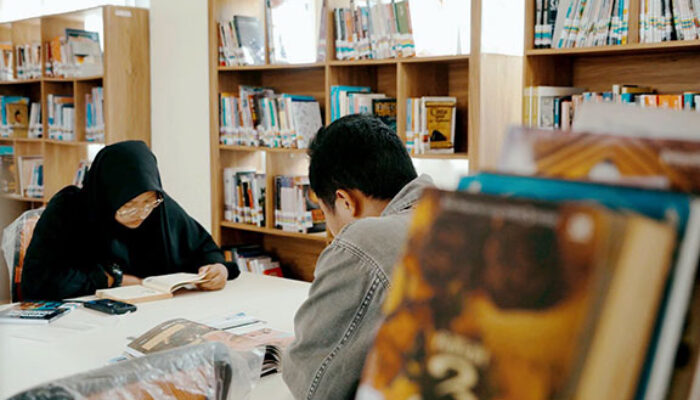 Isi Liburan ke Perpustakaan Daerah Solok Selatan
