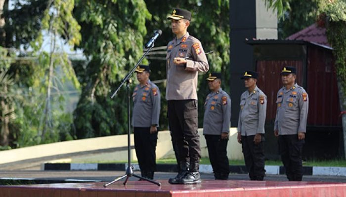 Kapolres Kuansing Pimpin Upacara PTDH Dua Personel, Tegaskan Komitmen Penegakan Kode Etik Polri