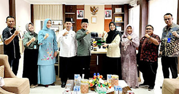 Bupati Welly Suhery