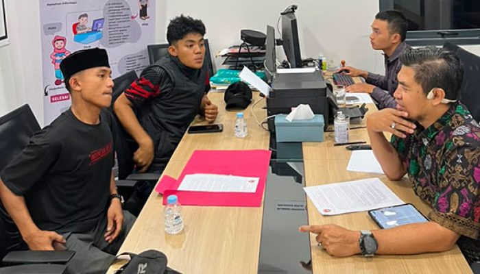 AMP2K Madina Gelar Aksi di Mabes Polri, Desak Penindakan Tegas PETI di Lingga Bayu dan Batang Natal
