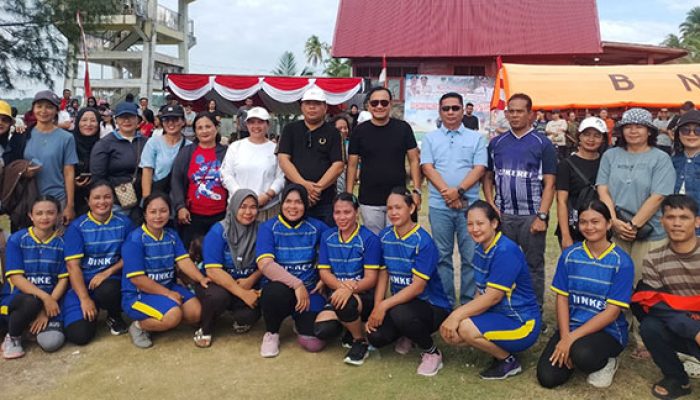 Bupati, Wakil Bupati, dan Sekdakab Mentawai Saksikan Langsung Final Voli Putra dan Putri hingga Penyerahan Gelar Juara