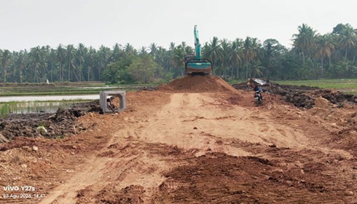 PPK dan Pelaksana Bungkam! Proyek Irigasi Batang Anai Rp9,58 Miliar Dihantam Dugaan Material Tambang Ilegal dan BBM Subsidi