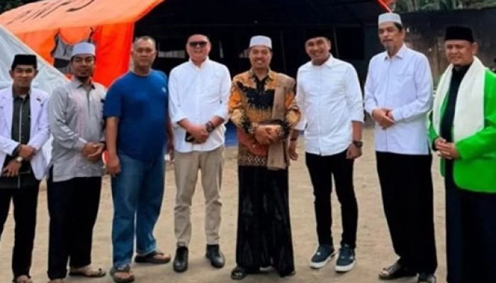 Wakil Ketua DPRD Padang Pariaman Firman Dampingi PKB Sumbar Salurkan Bantuan