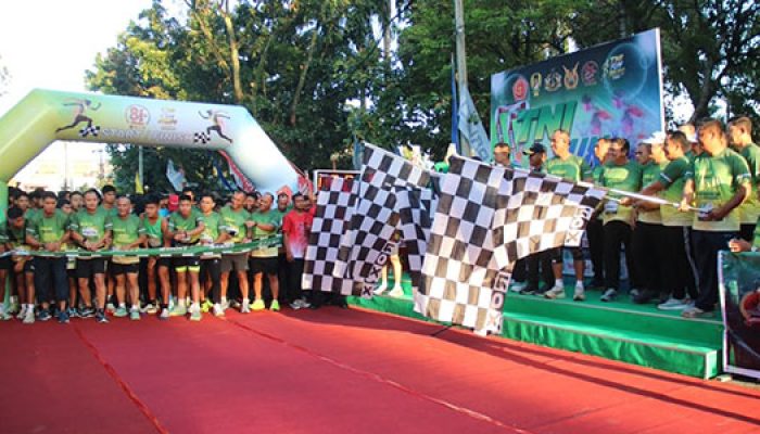 Ribuan Pelari Padati Kota Padang, TNI Fun Run 2026 Meriahkan HUT ke-81 TNI