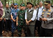 Pangdam XIX/Tuanku Tambusai Bersama Menteri Kehutanan Dorong Restorasi Berkelanjutan di Kawasan Rawan Karhutla