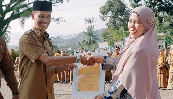Lima Koperasi di Solsel Terima Penghargaan di Hari Koperasi