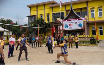 Pertandingan Voli Eksektif Sambut HUT RI, Pemkab 2-0 Forkopimda