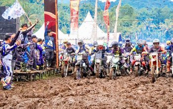 Crosser