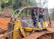 Satgas TMMD ke-130 Pacu Pembukaan Jalan Lingkar Desa Bukit Pamewa, Progres Capai 80 Persen