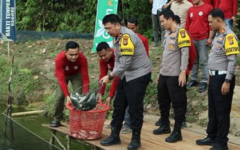 Kapolres Kuansing Pimpin Panen Raya Kolam Perikanan Ketahanan Pangan Tahun 2026
