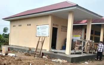 Pembangunan Toilet SMAN 2 Lubuk Alung Sesuai Gambar Perencanaan, Kini Tahap Finishing