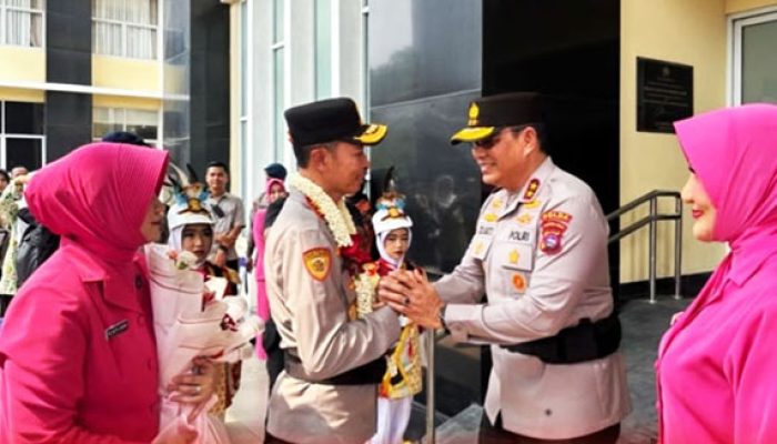 Welcome Parade Tandai Awal Kepemimpinan Irjen Jawari di Polda Sumbar
